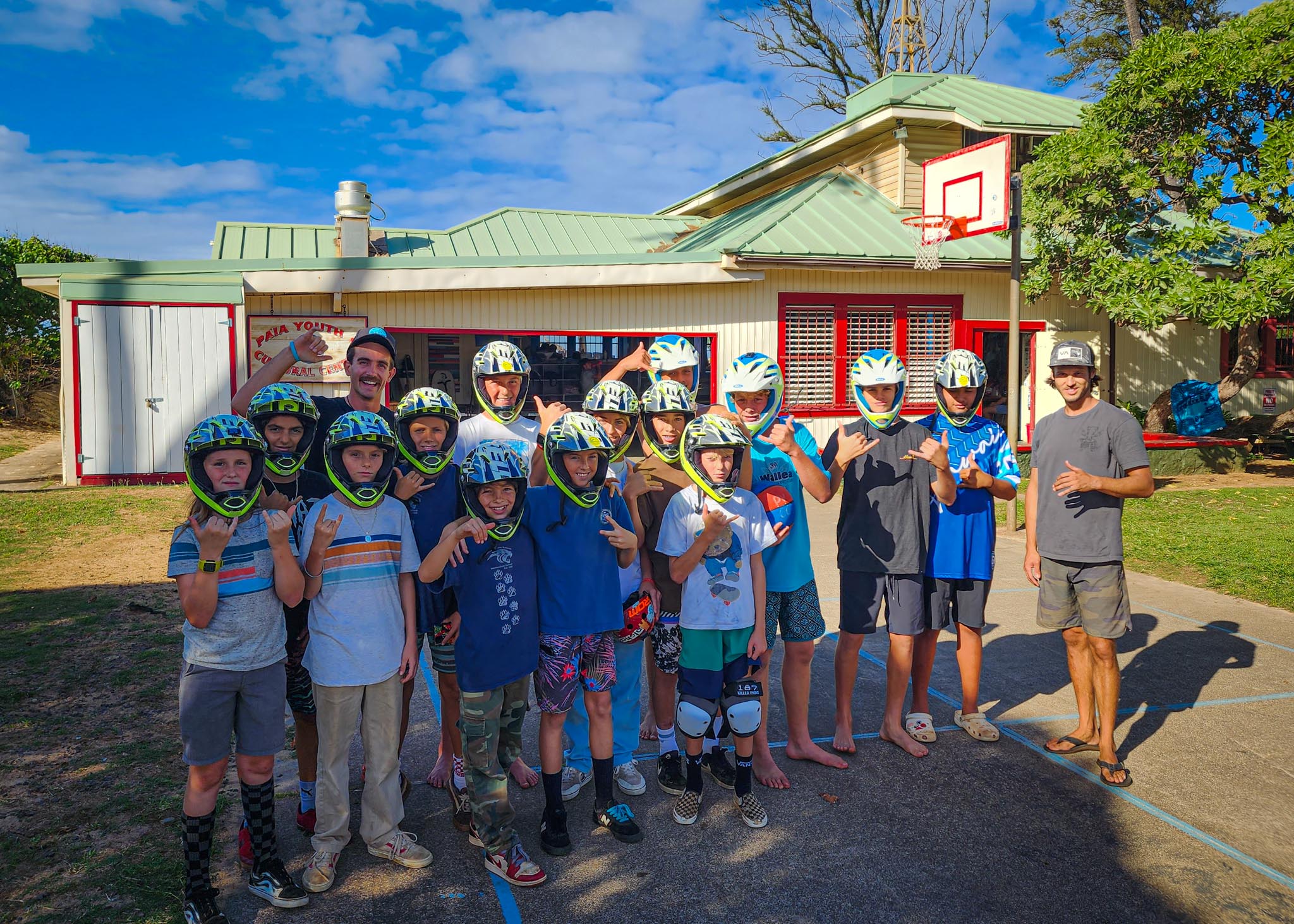 Maui Sunriders Bike Company donates helmets to local Paia Youth Center